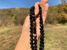 Charger l'image dans la galerie, Perles en obsidienne dorée, forme diamant entre 6 et 12mm