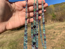 Charger l'image dans la galerie, Perles en fluorite entre 6 et 12mm