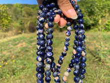Charger l'image dans la galerie, Perles en sodalite entre 6 et 8mm ST