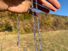 Charger l'image dans la galerie, Perles en iolite