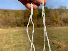 Charger l'image dans la galerie, Perles en nacre blanche entre 2 et 12mm