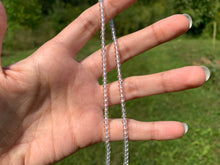 Charger l'image dans la galerie, Perles en cristal de roche quasiment sans inclusions entre 2 et 20mm