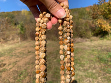 Charger l'image dans la galerie, Perles en jaspe paysage forme diamant entre 6 et 10mm