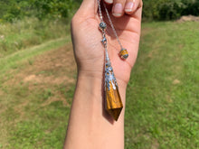 Charger l'image dans la galerie, Pendule en oeil de tigre