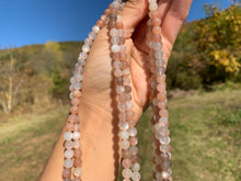 Charger l'image dans la galerie, Perles en pierre de lune multicolore entre 6 et 10mm PLMD