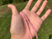 Charger l'image dans la galerie, Perles en quartz rose non transparentes entre 4 et 12mm QRD