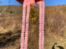 Charger l'image dans la galerie, Perles en quartz rose, disque bombé