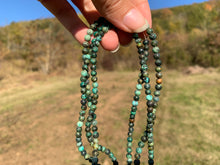 Charger l'image dans la galerie, Perles en turquoise africaine entre 4 et 12mm