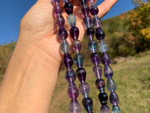 Charger l'image dans la galerie, Perles en fluorite / fluorine, forme goutte