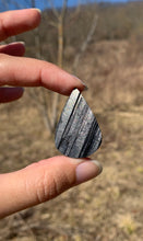 Charger l'image dans la galerie, VENDU Tourmaline Noire Druzy 5