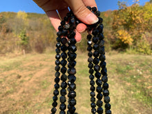 Charger l'image dans la galerie, Perles en obsidienne oeil céleste (arc-en-ciel), forme diamant entre 6 et 12mm