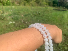 Charger l'image dans la galerie, Perles en labradorite blanche entre 4 et 10mm LBC