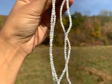 Charger l'image dans la galerie, Perles en nacre blanche entre 2 et 12mm