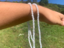 Charger l'image dans la galerie, Perles en labradorite blanche entre 4 et 10mm LBC