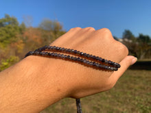 Charger l'image dans la galerie, Perles en iolite facettées