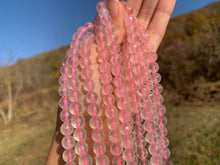 Charger l'image dans la galerie, Perles en quartz rose facettées transparentes entre 4 et 12mm