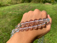 Charger l'image dans la galerie, Perles en cristal de roche quasiment sans inclusions entre 2 et 20mm