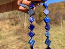 Charger l'image dans la galerie, Perles en lapis-lazuli, forme carré