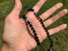 Charger l'image dans la galerie, Perles en hématite forme étoile entre 4 et 10mm