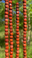 Charger l'image dans la galerie, Perles en jaspe rouge, forme carré facetté