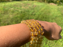 Charger l'image dans la galerie, Perles en quartz à inclusions de rutile entre 6 et 12mm QRD