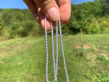 Charger l'image dans la galerie, Perles en cristal de roche moyennement inclus entre 2 et 20mm