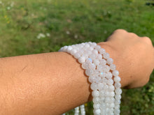 Charger l'image dans la galerie, Perles en labradorite blanche entre 4 et 10mm LBT