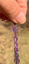 Charger l'image dans la galerie, Perles en améthyste, forme coeur