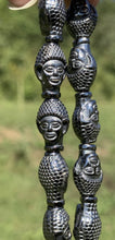 Charger l'image dans la galerie, Perles en hematite, forme bouddha