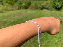 Charger l'image dans la galerie, Perles en cristal de roche quasiment sans inclusions entre 2 et 20mm