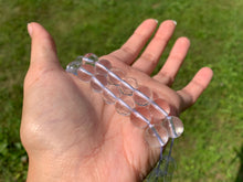 Charger l'image dans la galerie, Perles en cristal de roche quasiment sans inclusions entre 2 et 20mm