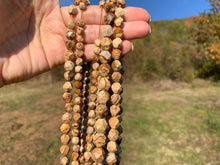 Charger l'image dans la galerie, Perles en jaspe paysage forme diamant entre 6 et 10mm