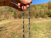 Charger l'image dans la galerie, Perles en obsidienne flocons entre 2 et 12mm