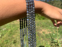 Charger l'image dans la galerie, Perles en labradorite entre 6 et 10mm LQ