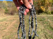 Charger l'image dans la galerie, Perles en larvikite entre 4 et 12mm