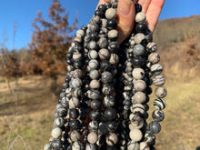 Charger l'image dans la galerie, Perles en jaspe Picasso entre 4 et 12mm