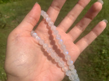 Charger l'image dans la galerie, Perles en labradorite blanche entre 4 et 10mm LBS