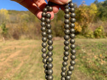 Charger l'image dans la galerie, Perles en pyrite entre 4 et 14mm