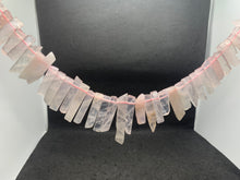Charger l'image dans la galerie, Perles en quartz rose