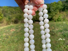 Charger l'image dans la galerie, Perles en labradorite blanche entre 4 et 12mm LBD
