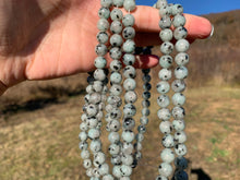 Charger l'image dans la galerie, Perles en jaspe sésame entre 6 et 10mm