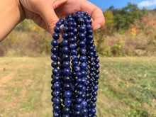 Charger l'image dans la galerie, Perles en sodalite entre 6 et 8mm SQ