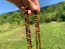 Charger l'image dans la galerie, Perles en oeil de tigre, forme diamant entre 6 et 12mm