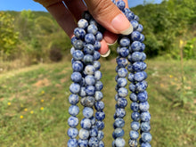 Charger l'image dans la galerie, Perles en roche entre 4 et 12mm