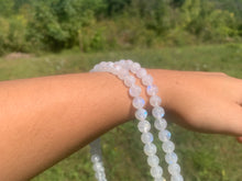 Charger l'image dans la galerie, Perles en labradorite blanche entre 4 et 10mm LBC