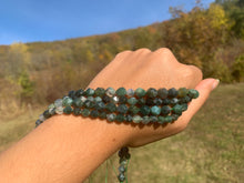 Charger l'image dans la galerie, Perles en agate mousse, forme diamant entre 6 et 8mm