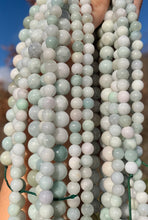 Charger l'image dans la galerie, Perles en jade jadéite entre 6 et 8mm