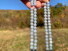 Charger l'image dans la galerie, Perles en angelite facettées entre 2 et 6mm