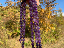 Charger l'image dans la galerie, Perles en améthyste, forme diamant entre 6 et 10mm