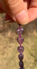Charger l'image dans la galerie, Perles en améthyste, forme coeur